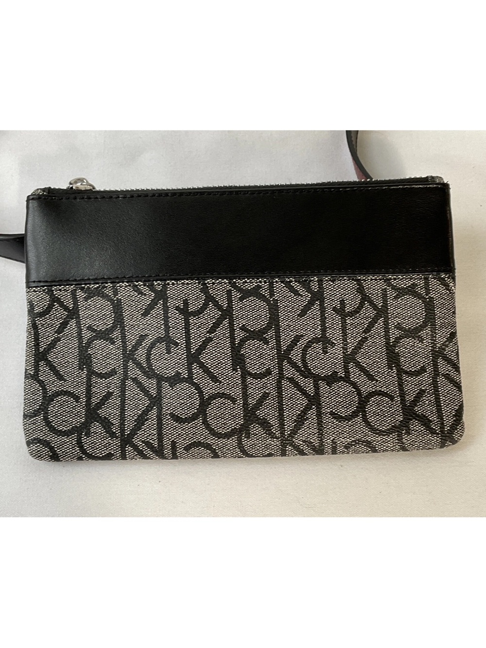 Calvin Klein Crossbody Purse 8X5 NEW